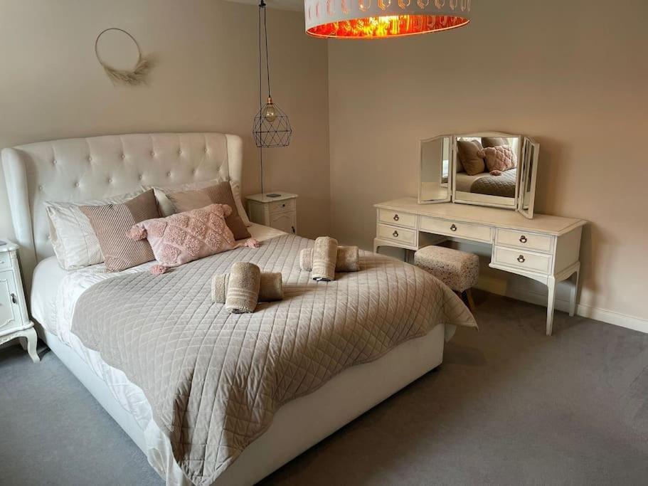 Gorgeous 3 Bed House Free Parking & Garden Édimbourg